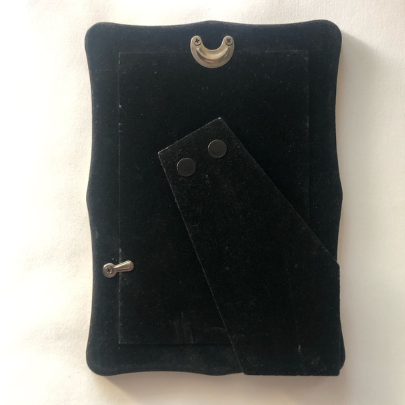 🔵 Antiqued Gilded 4x6” Tabletop Picture Frame - Picture 4 of 7